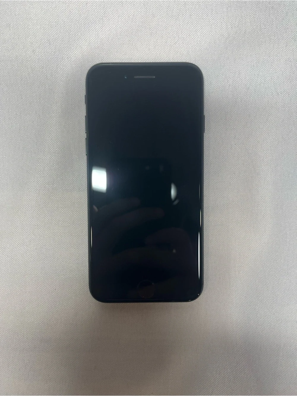Apple iPhone SE 3rd Gen 128GB Black Unlocked New Battery Fully Tested
